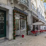 Liberdade Charming Apartment by LovelyStay
